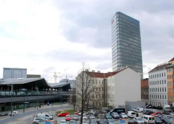 Apartment Nr 1 With 2 Balconies 3 Bedrooms Near Main Train Station *