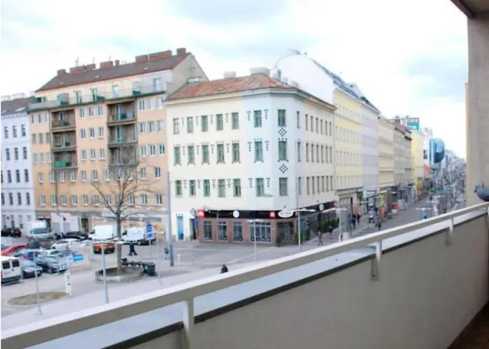 Apartment Nr 1 With 2 Balconies 3 Bedrooms Near Main Train Station